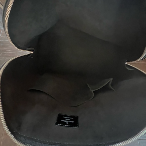 Louis Vuitton alma epi vernis - Picture 8 of 9